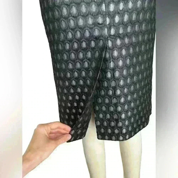 Vintage Prada  Pencil Skirt from 2002 Collections, Size 40IT - Picture 5 of 5